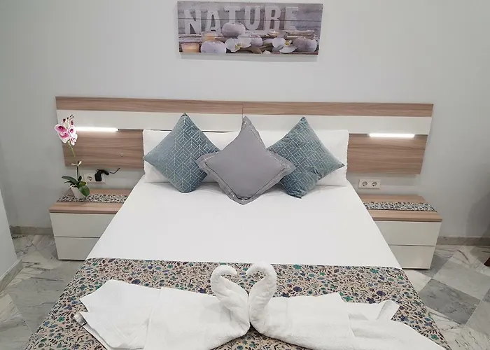 Capuchinos דירה *